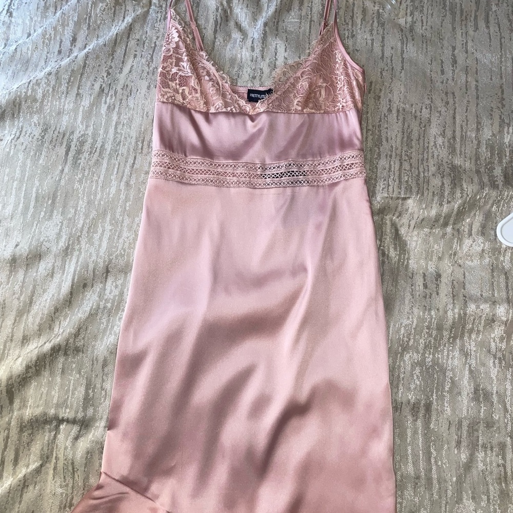 💗 PrettyLittleThing Pink Satin Lace Slip Dress